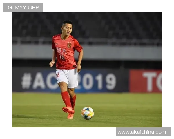 2025年国产足球球星实力排行榜前十名盘点与分析 2025年国产足球球星实力排行榜前十名盘点与分析