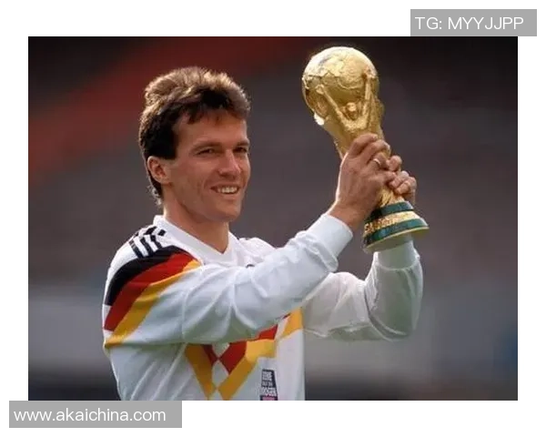 世界足球历史十大经典球星盘点 每一位都是传奇的象征