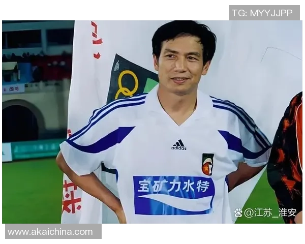 中国十大男足球星排名揭秘 他们的传奇成就与未来潜力分析