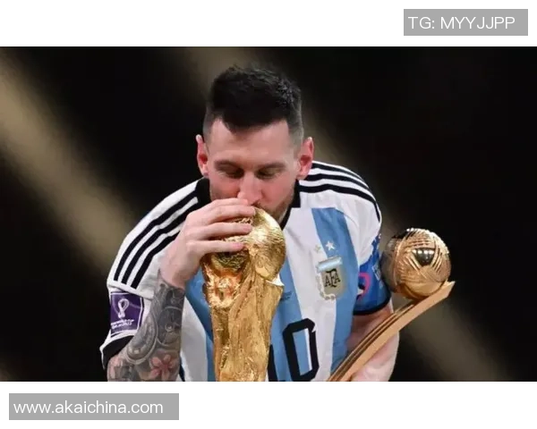 历届足球巨星谁曾捧起大力神杯成为世界杯冠军的传奇瞬间 历届足球巨星谁曾捧起大力神杯成为世界杯冠军的传奇瞬间